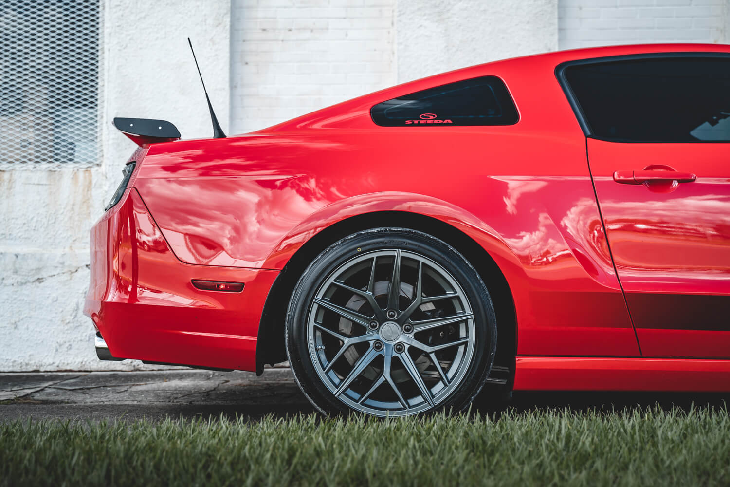 2013 Mustang GT Steeda Trident Wheels Gloss Titanium Photo 4