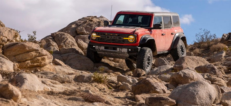 ford bronco raptor offroading