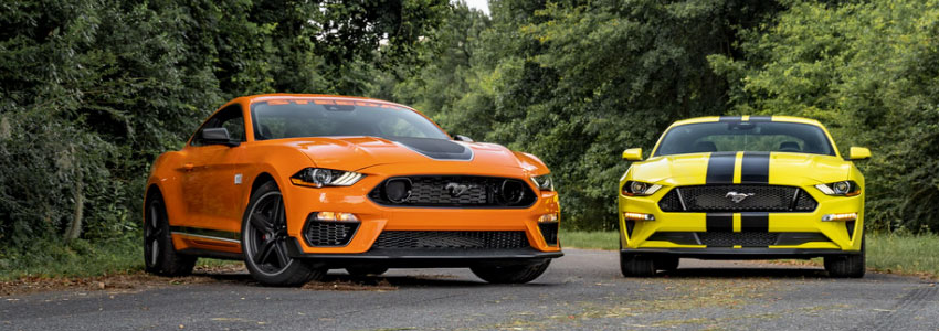 Mach 1 Mustang vs Grabber Yellow GT