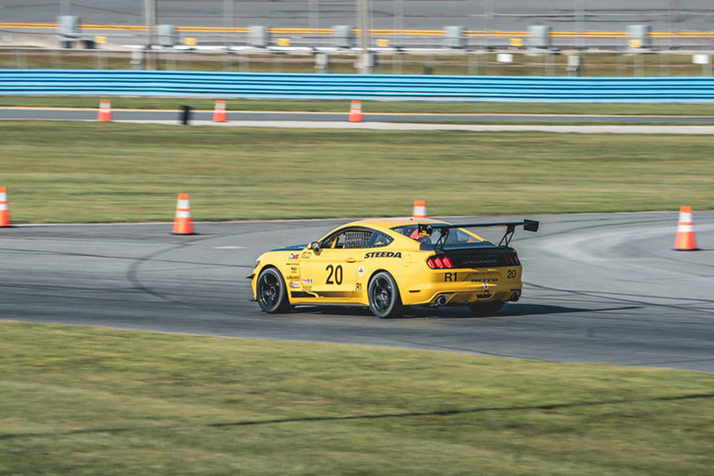 dario orlando steeda 20 car racing