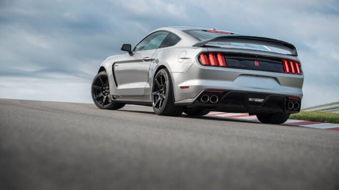 Shelby GT350R Exhaust