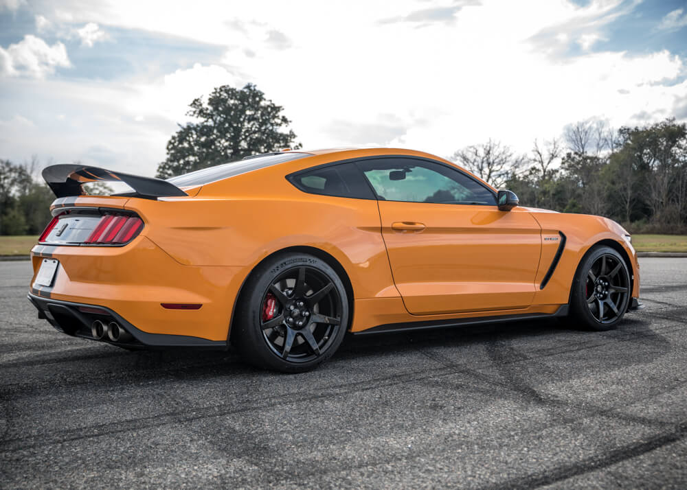 2019 Shelby GT350R Orange Fury Photo17